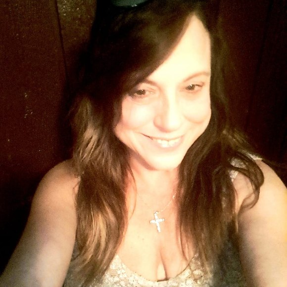 Meet your Posher, Kim - Picture 1 of 1